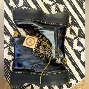 Dr Martens Jadon Max